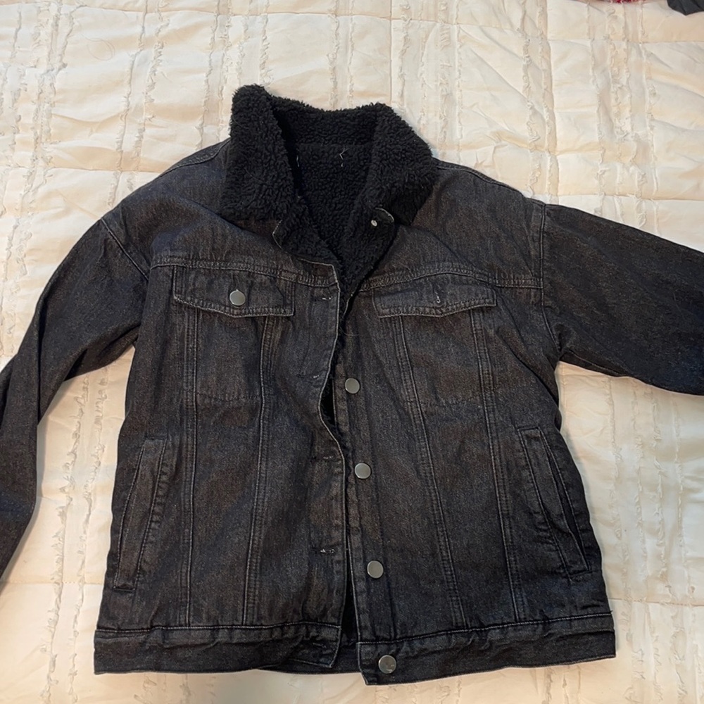 Black jean jacket with Sherpa
